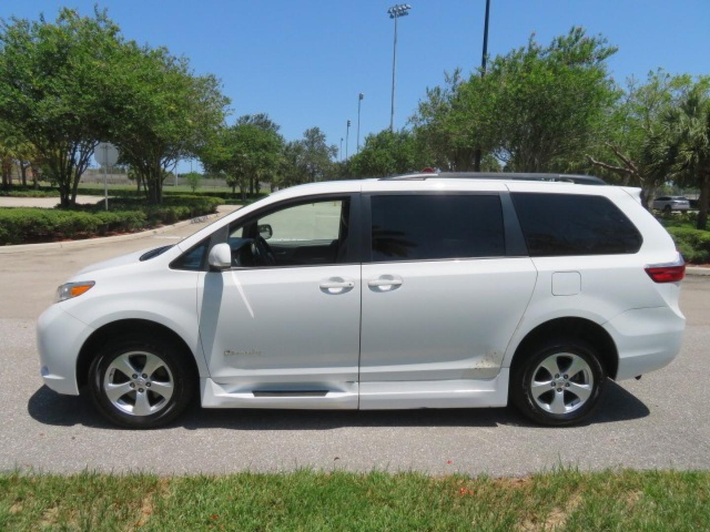 2016 White /Gray Toyota Sienna (5TDKK3DC8GS) , located at 4301 Oak Circle #19, Boca Raton, FL, 33431, (954) 561-2499, 26.388861, -80.084038 - You are looking at Gorgeous Low Mileage 2016 Toyota Sienna LE Braunability XT Handicap Van Wheelchair Van Conversion Van with 26K Original Miles, Power Side Entry Ramp with Kneeling Van Function, Passenger Side Quick Lock System (same as ez lock), Quick Release Front Seats, Floor with L Tracks, Leat - Photo#22